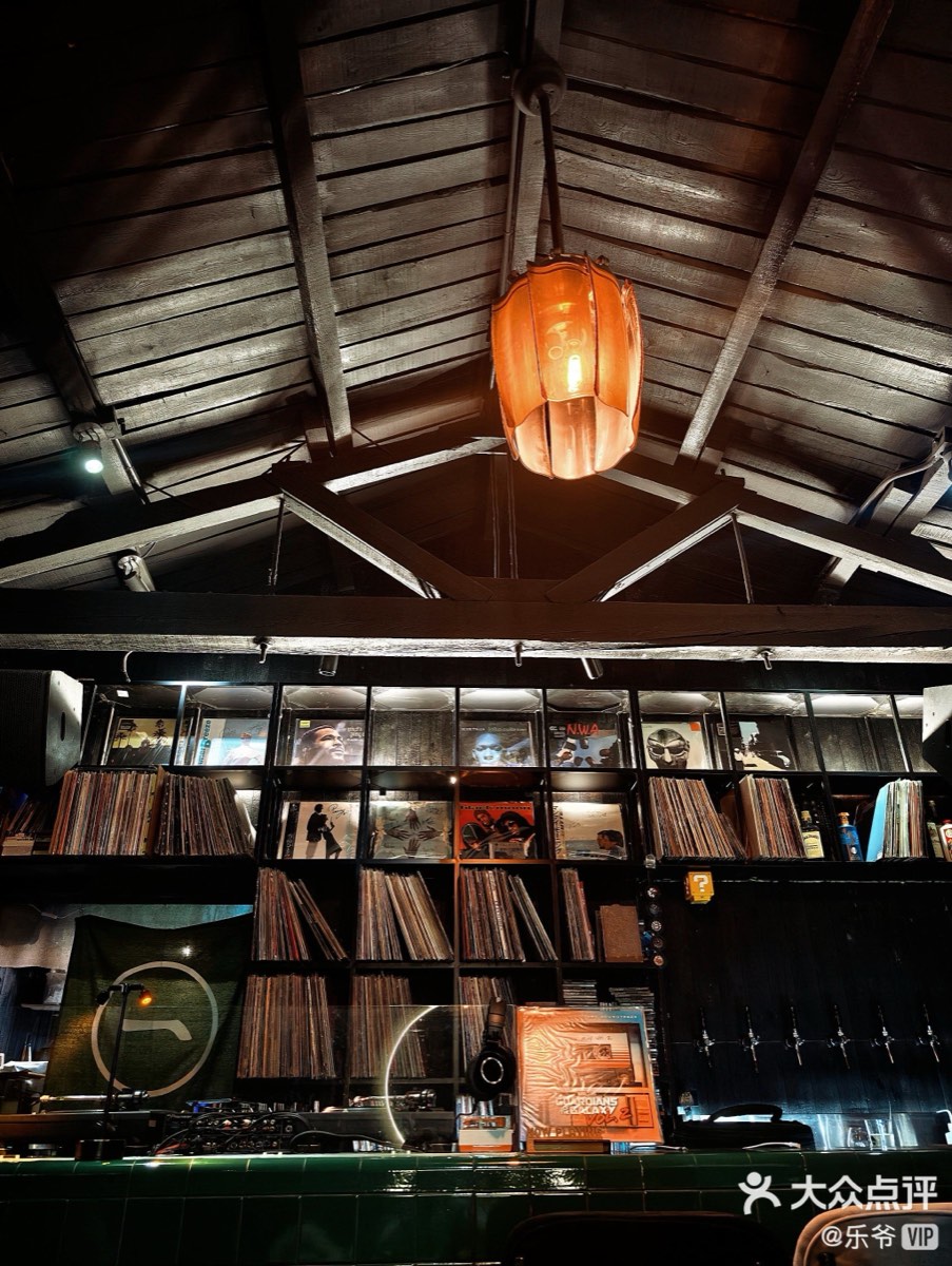 Blackmoon listening room interior with vinyl wall Beijing hutong